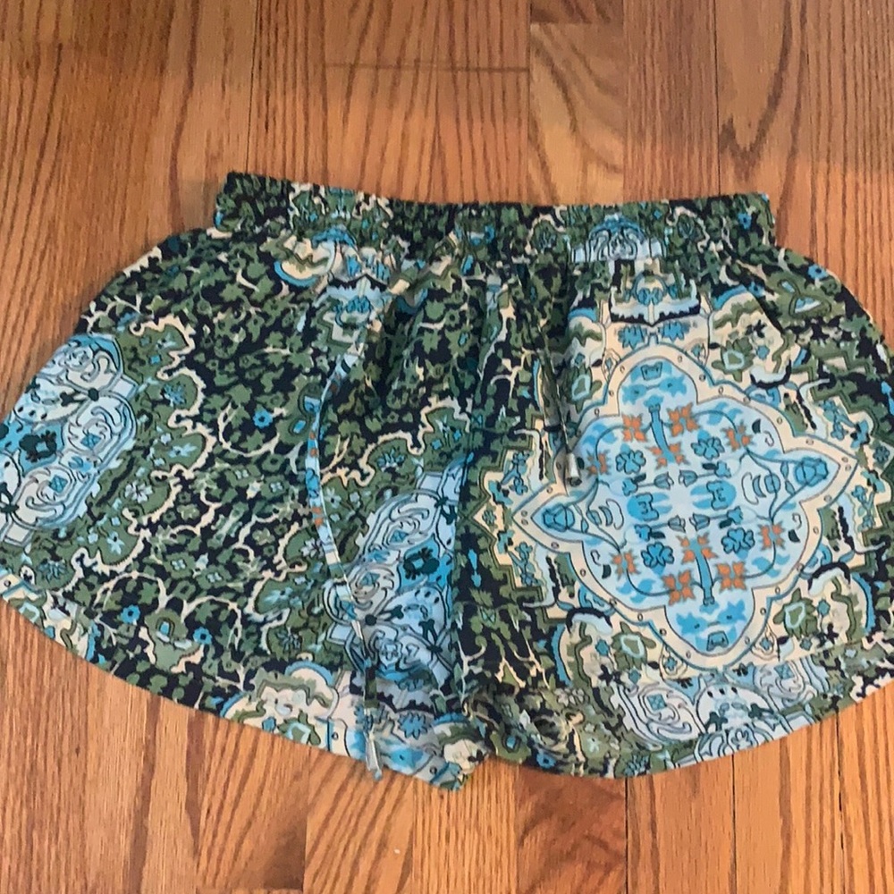 GAB AND KATE SUMMER AZTEC SHORTS